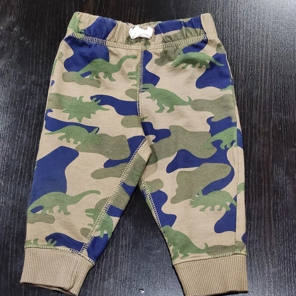 Carter's Dino Camo 3pc Set, 2 Long Sleeve Bodysuits and Camo Jogger Pants Size6M
